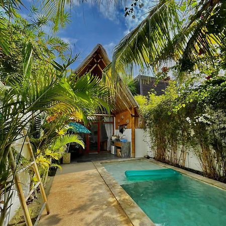 Sea Breeze Villas - Gili Air, Lombok Buitenkant foto