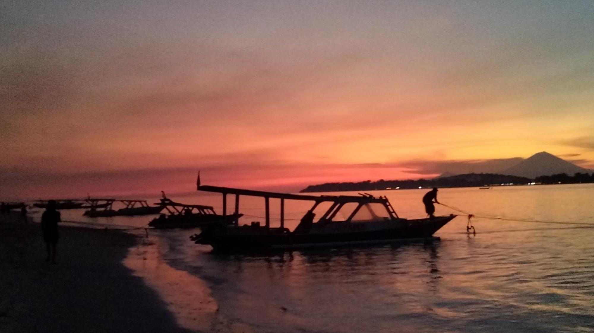 Sea Breeze Villas - Gili Air, Lombok Buitenkant foto