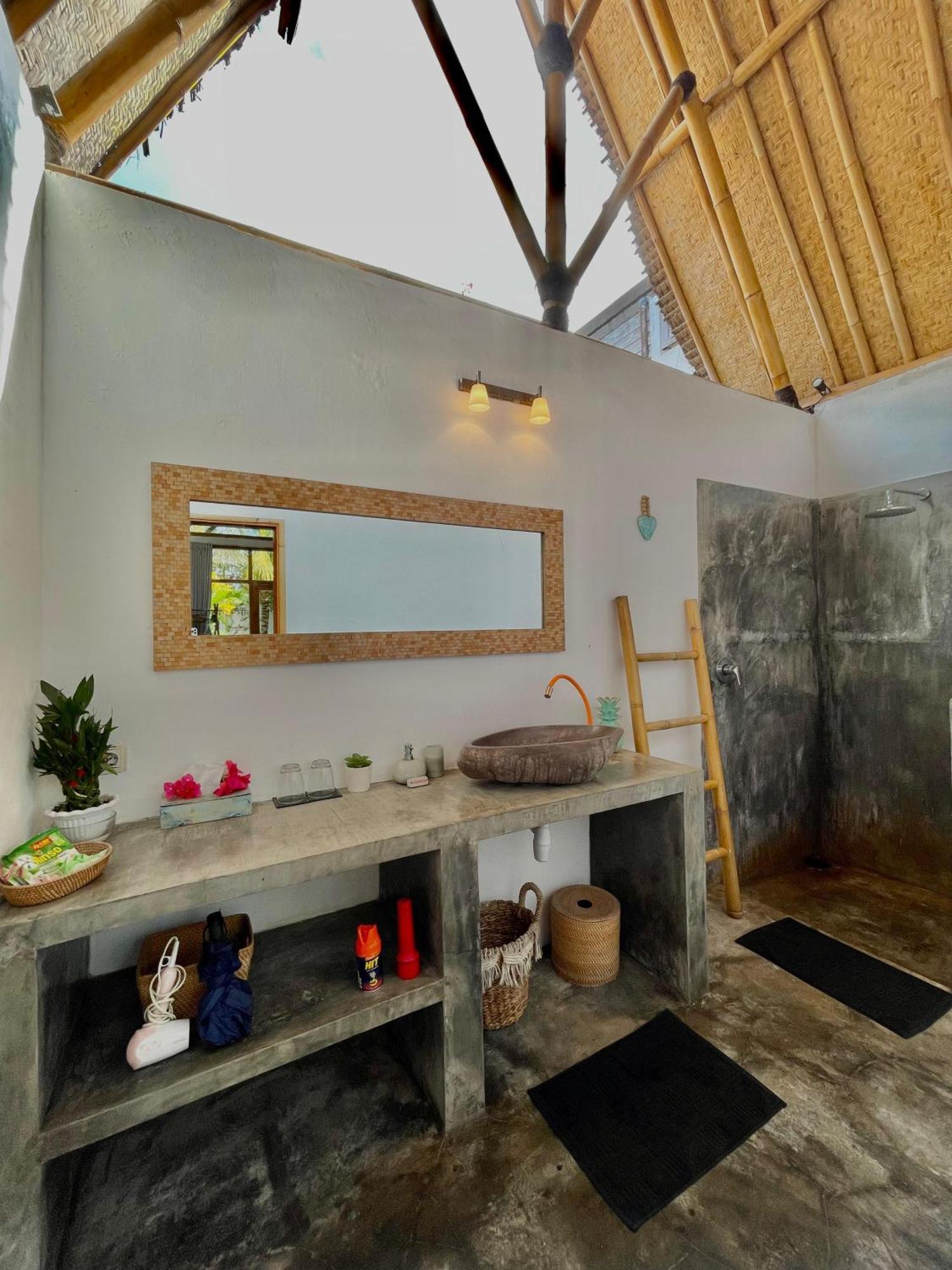 Sea Breeze Villas - Gili Air, Lombok Buitenkant foto
